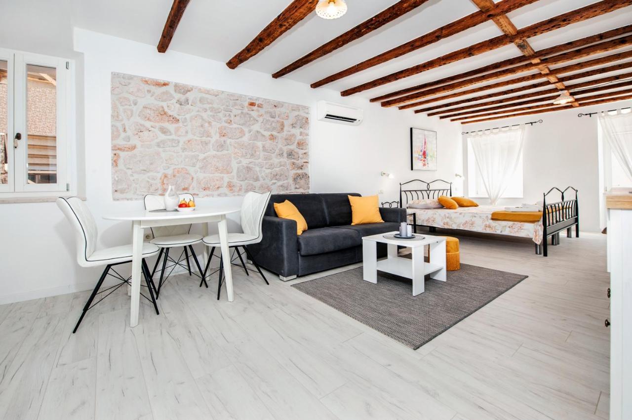 Apartment De Amicis *